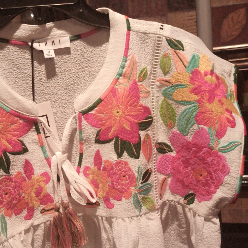 THML White Floral Embroidered Short Sleeve Peasant Blouse - Picture 5 of 16